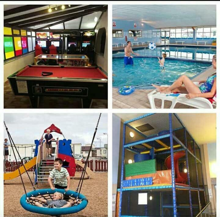 Private Caravan On Golden Sands Holiday Park, North Wales Kinmel Bay Extérieur photo